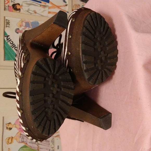 Sam Edelman brown striped leather heels Sz 5 🎁 - Picture 9 of 10